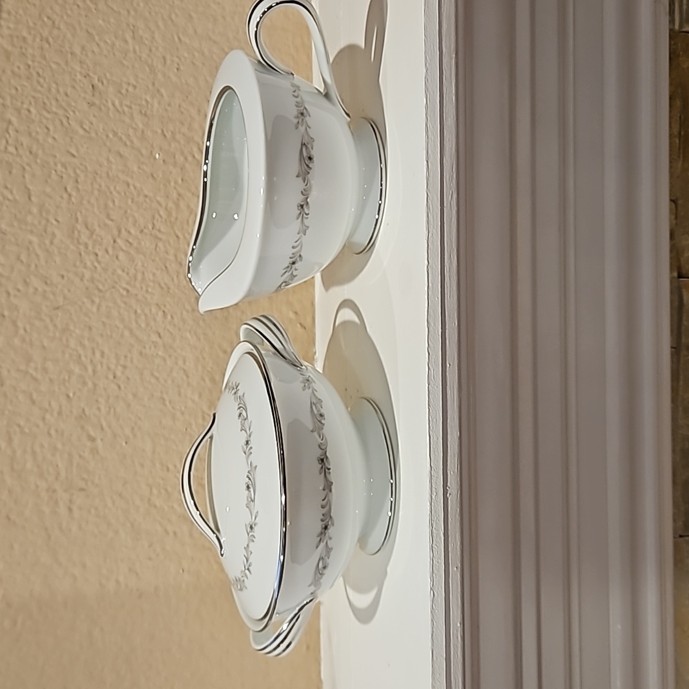 Noritake China Crestmont Cream and Sugar Dishes